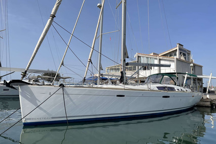 Beneteau Oceanis 54 for sale in France for €250,000 (£210,842)