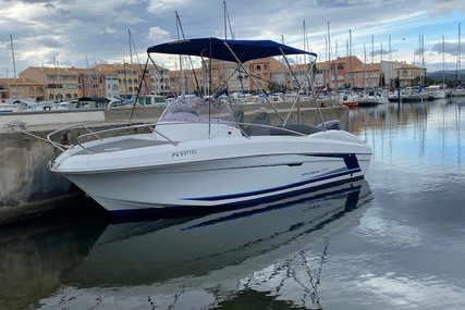 Beneteau Flyer 650 Sundeck for sale in France for €30,000 (£25,245)