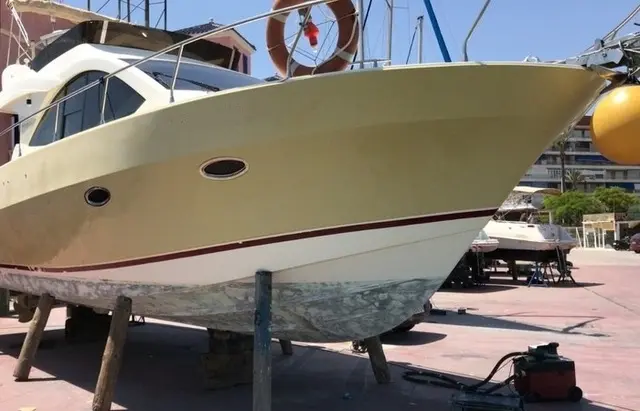 FAETON YACHTS 360 Fly for sale in Spain for €140,000 (£118,072)