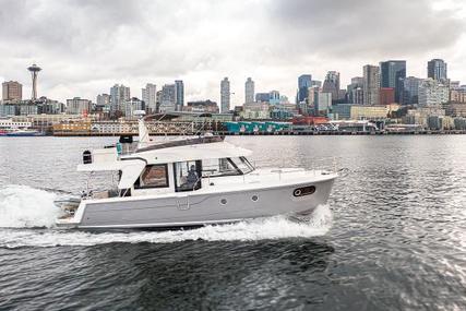 Beneteau SWIFT TRAWLER 41 FLY for sale in United States of America for $998,500 (£824,716)