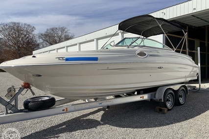 Sea Ray 240 Sundeck for sale in United States of America for $39,000 (£29,230)