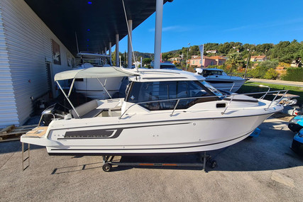 Jeanneau Merry Fisher 795 for sale in France for €73,000 (£62,117)