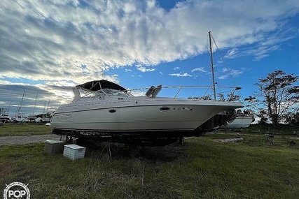 Cruisers Yachts 3575 Esprit for sale in United States of America for $68,900 (£55,171)