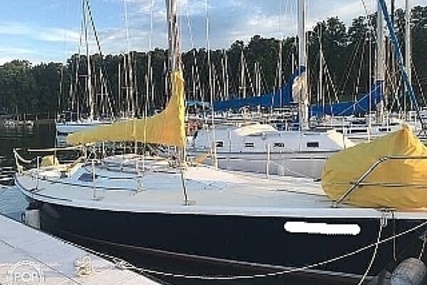 Catalina Capri 30 for sale in United States of America for $17,250 (£13,813)