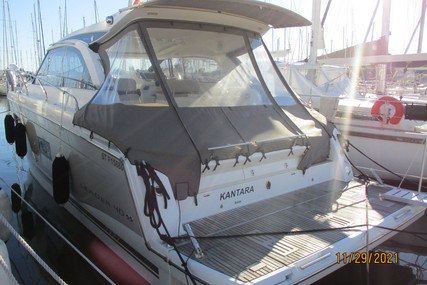 Jeanneau Leader 40 for sale in France for €260,000 (£222,304)