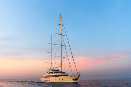 Yildizlar for sale in Italy for €12,500,000 (£10,598,250)