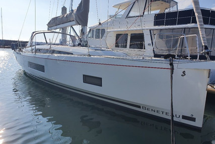 Beneteau Oceanis 461 for sale in France for €385,000 (£322,613)