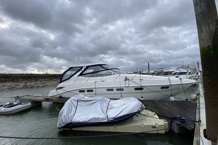Sealine S41 for sale in United Kingdom for £135,000 Sealine S41 for sale in United Kingdom for £135,000