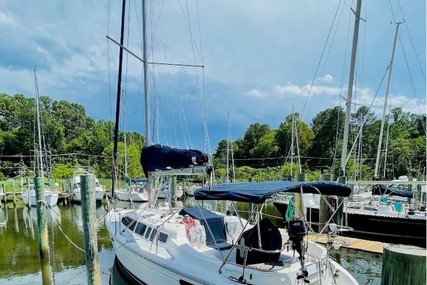 Hunter 336 for sale in United States of America for $55,000 (£44,040) Hunter 336 for sale in United States of America for $55,000 (£44,040)