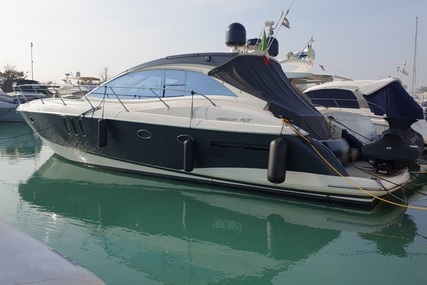 Absolute 47 for sale in Italy for €335,000 (£283,423) Absolute 47 for sale in Italy for €335,000 (£283,423)