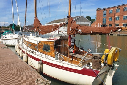28ft PETER DUCK CLASS BERMUDIAN KETCH for sale in United Kingdom for £15,000