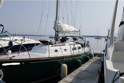 Pearson 35 for sale in United States of America for $18,750 (£15,000)
