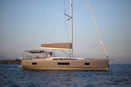 Beneteau OCEANIS 51.1 for sale in France for €434,000 (£361,065)