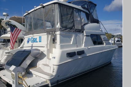 Silverton 372 for sale in United States of America for $75,000 (£62,037) Silverton 372 for sale in United States of America for $75,000 (£62,037)