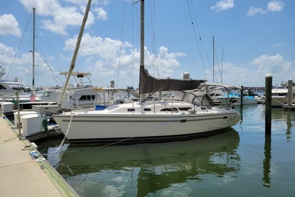 Catalina 350 for sale in United States of America for $94,900 (£75,989)