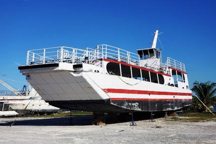 Custom for sale in Bahamas for $349,999 (£280,484) Custom for sale in Bahamas for $349,999 (£280,484)