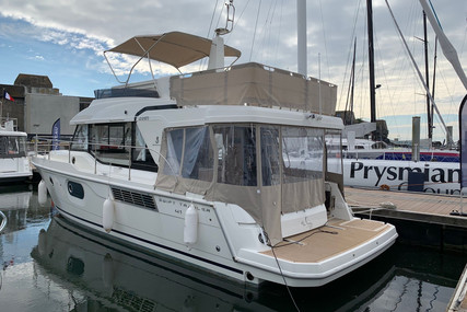 Beneteau SWIFT TRAWLER 41 FLY for sale in France for €549,000 (£463,471)