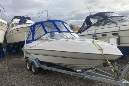 Four Winns 95 Sundowner for sale in United Kingdom for £9,995 Four Winns 95 Sundowner for sale in United Kingdom for £9,995