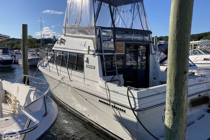 Carver Yachts 2827 Mariner for sale in United States of America for $22,900 (£18,688) Carver Yachts 2827 Mariner for sale in United States of America for $22,900 (£18,688)
