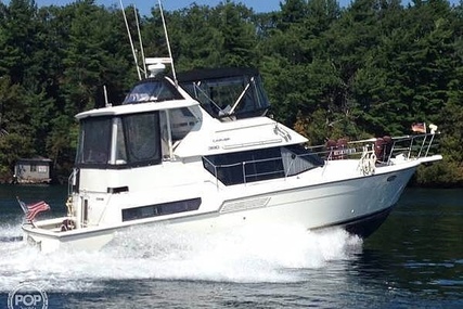 Carver Yachts 390 Motor Yacht for sale in United States of America for $88,800 (£72,466) Carver Yachts 390 Motor Yacht for sale in United States of America for $88,800 (£72,466)