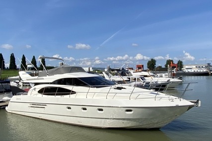 Azimut Yachts 50 Flybridge for sale in Netherlands for €199,500 (£169,535) Azimut Yachts 50 Flybridge for sale in Netherlands for €199,500 (£169,535)