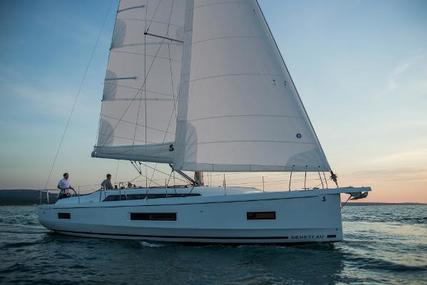 Beneteau Oceanis 40.1 for sale in United States of America for $520,836 (£424,968) Beneteau Oceanis 40.1 for sale in United States of America for $520,836 (£424,968)