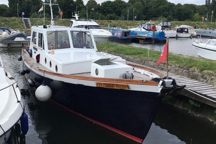 45ft TRAWLER STYLE MOTOR YACHT for sale in United Kingdom for £50,000