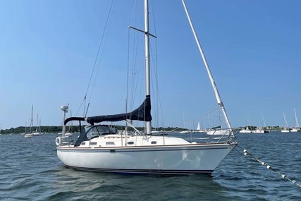 Pearson 37-2 for sale in United States of America for $54,900 (£43,471) Pearson 37-2 for sale in United States of America for $54,900 (£43,471)