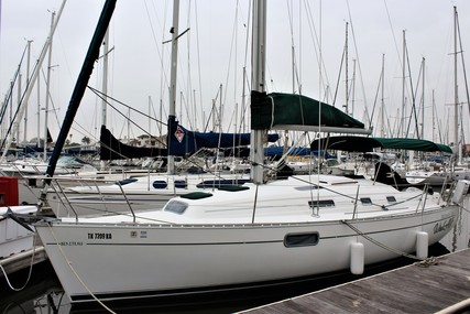 Beneteau 321 for sale in United States of America for $49,900 (£40,178) Beneteau 321 for sale in United States of America for $49,900 (£40,178)