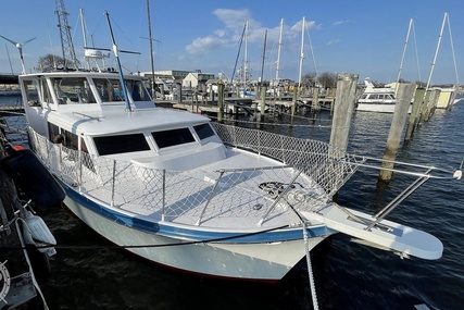 Hatteras 41 Double Cabin for sale in United States of America for $59,000 (£47,198)