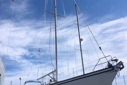 Hunter 54 Cutter for sale in United States of America for $45,900 (£36,753) Hunter 54 Cutter for sale in United States of America for $45,900 (£36,753)