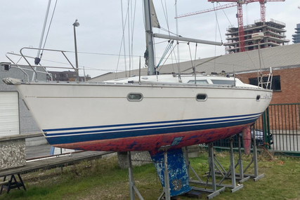 Jeanneau Sun Odyssey 33i for sale in Belgium for €30,000 (£25,326) Jeanneau Sun Odyssey 33i for sale in Belgium for €30,000 (£25,326)