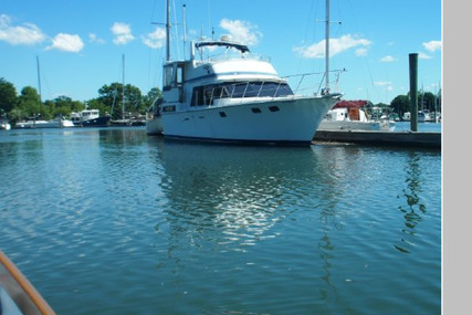 Trader 43 Trade Winds MY for sale in United States of America for $85,900 (£68,349) Trader 43 Trade Winds MY for sale in United States of America for $85,900 (£68,349)