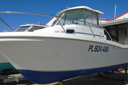 Beneteau Antares 620 Ib for sale in France for €9,900 (£8,430)