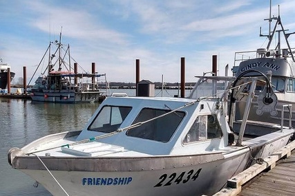 Custom 28 for sale in Canada for $30,000 (£18,789) Custom 28 for sale in Canada for $30,000 (£18,789)