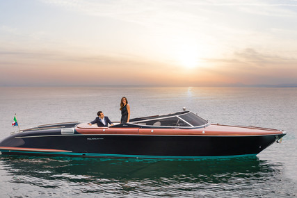 Riva 33 Aqua Super for sale in Panama for $568,000 (£473,053)