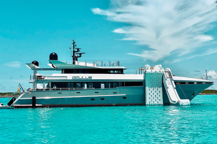 Oceanfast Custom Tri-Deck for sale in Bahamas for $5,795,000 (£4,841,593)