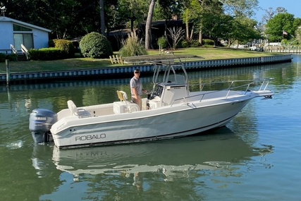Robalo R-230 for sale in United States of America for $31,500 (£25,217) Robalo R-230 for sale in United States of America for $31,500 (£25,217)
