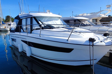 Jeanneau Merry Fisher 895 for sale in France for €153,900 (£131,129)