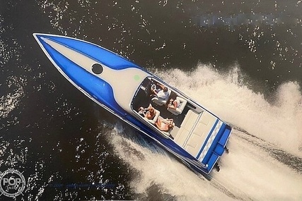 Advantage 32 Victory for sale in United States of America for $59,500 (£49,286)