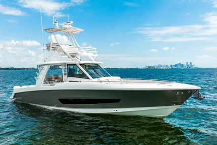 Boston Whaler 420 Outrage for sale in United States of America for $939,000 (£782,037) Boston Whaler 420 Outrage for sale in United States of America for $939,000 (£782,037)