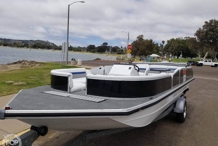 Lowe 2200 for sale in United States of America for $33,350 (£27,440)
