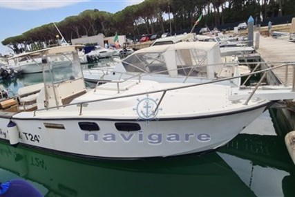 Tuccoli Ivano T 24' Moby Dick Tournament Cabin for sale in Italy for €19,000 (£16,353)
