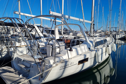 Beneteau Oceanis 41.1 for sale in France for €214,000 (£184,189)
