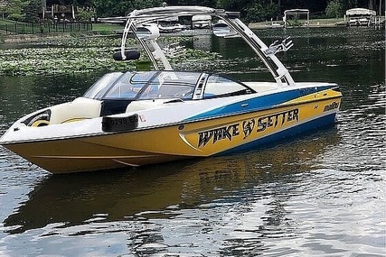Malibu Wakesetter 21 VLX for sale in United States of America for $66,700 (£56,066) Malibu Wakesetter 21 VLX for sale in United States of America for $66,700 (£56,066)