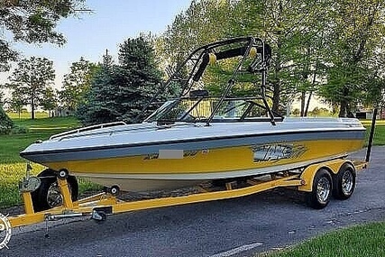 Malibu Wakesetter VLX for sale in United States of America for $35,600 (£29,925) Malibu Wakesetter VLX for sale in United States of America for $35,600 (£29,925)