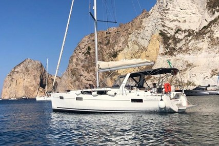 Beneteau Oceanis 41.1 for sale in Italy for €230,000 (£194,483)