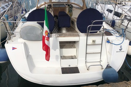 Beneteau Oceanis 43 for sale in Italy for €140,000 (£118,381)