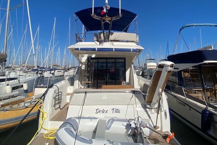 Prestige 420 for sale in Spain for €585,000 (£493,608)