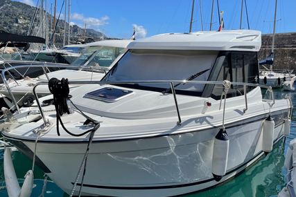 Jeanneau Merry Fisher 605 for sale in France for €44,000 (£37,057)